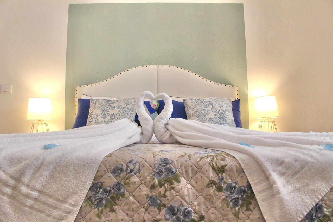 B&B Le Camere Di Livia เซียนา ภายนอก รูปภาพ