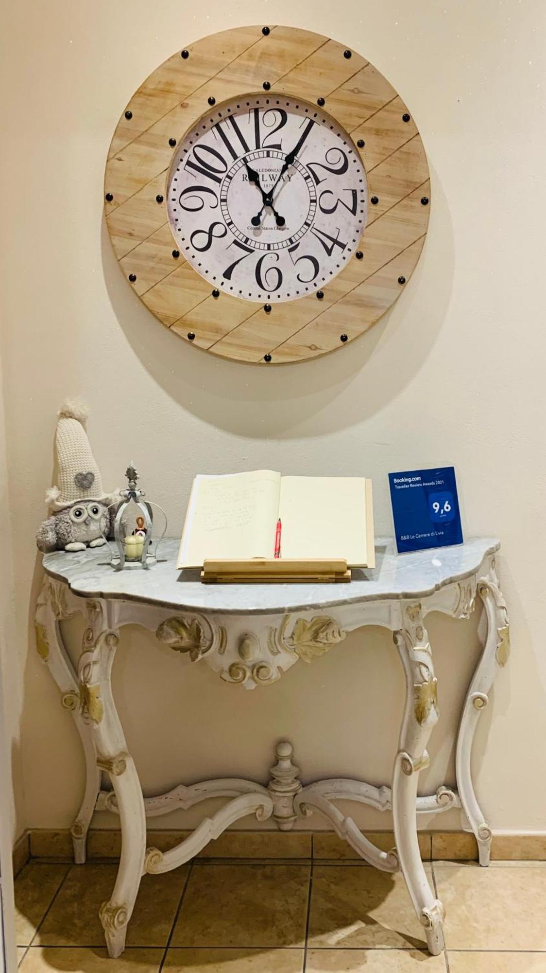 B&B Le Camere Di Livia เซียนา ภายนอก รูปภาพ