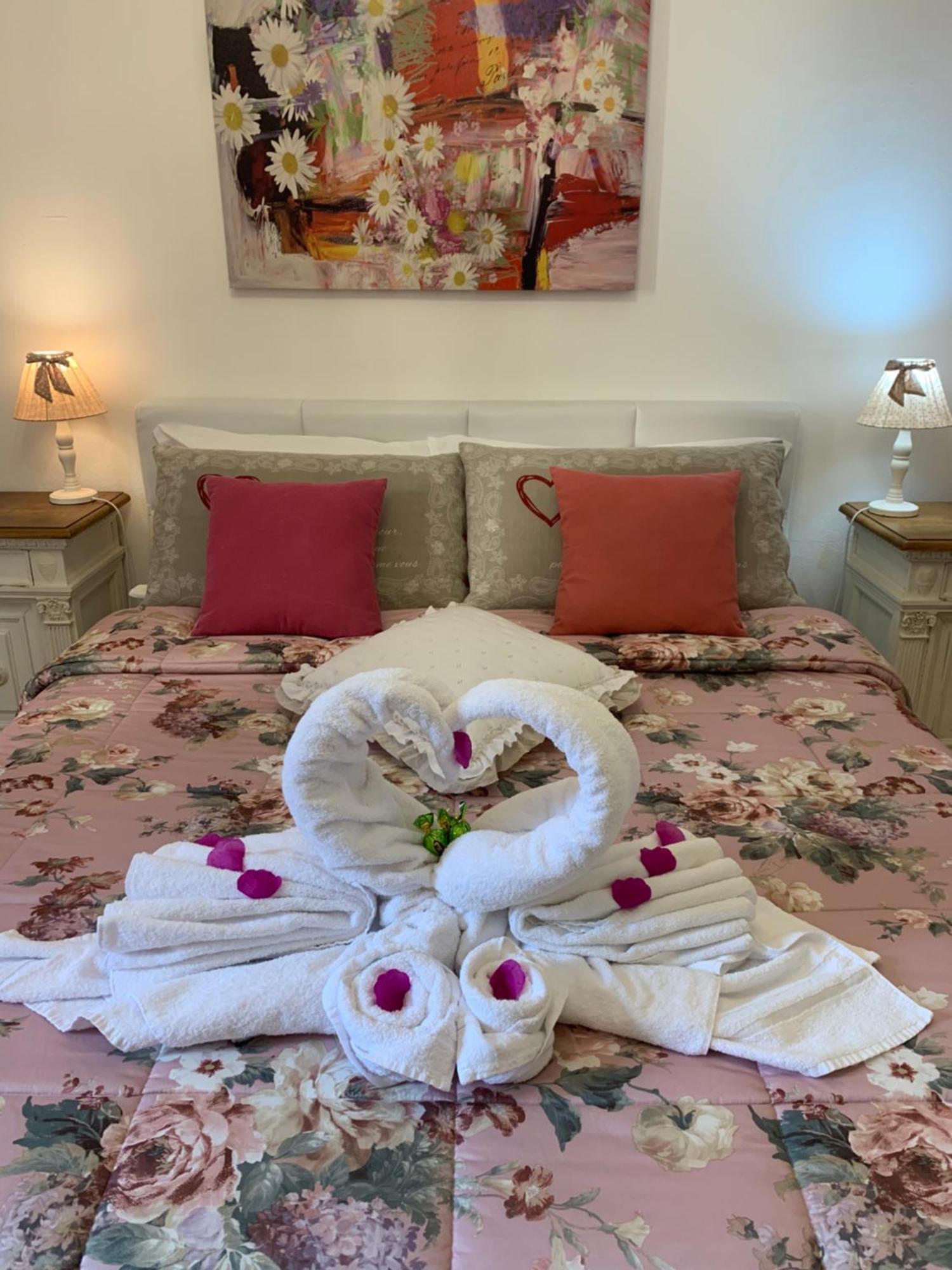 B&B Le Camere Di Livia เซียนา ภายนอก รูปภาพ